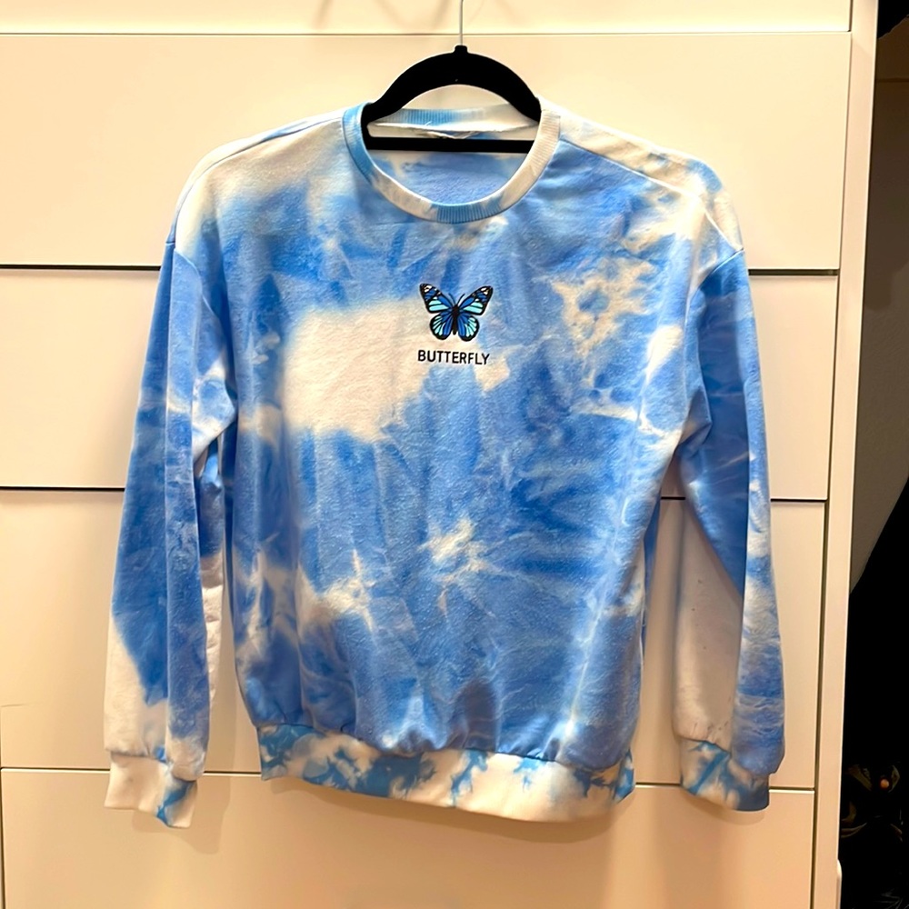 Blue and White Tie Dye Sweatshirt